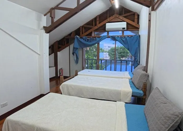 Feelgood Dive Hostel