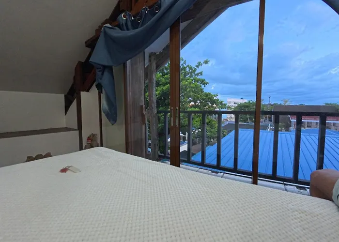 Feelgood Dive Hostel