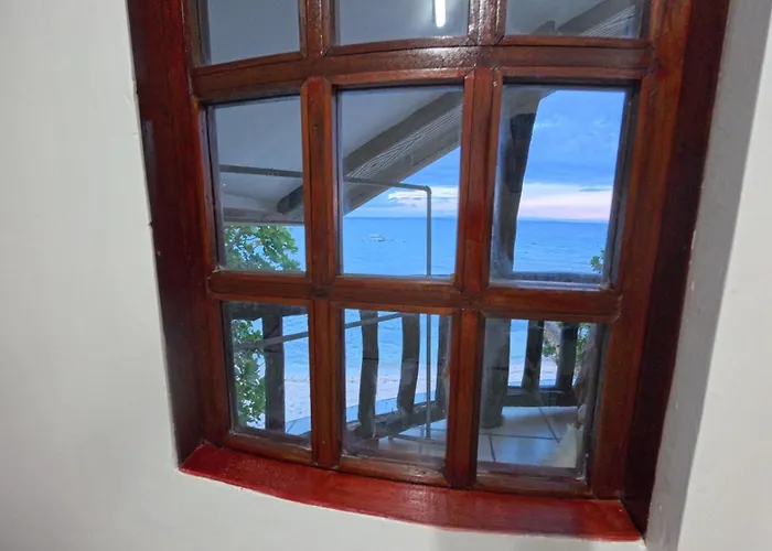 Feelgood Dive Hostel